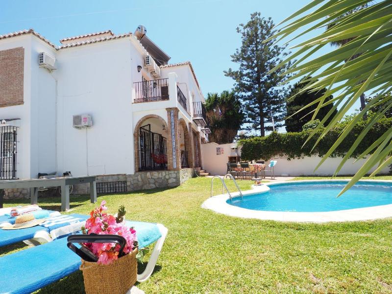 Nerja Paradise Rentals - Villa Victoria - image 10