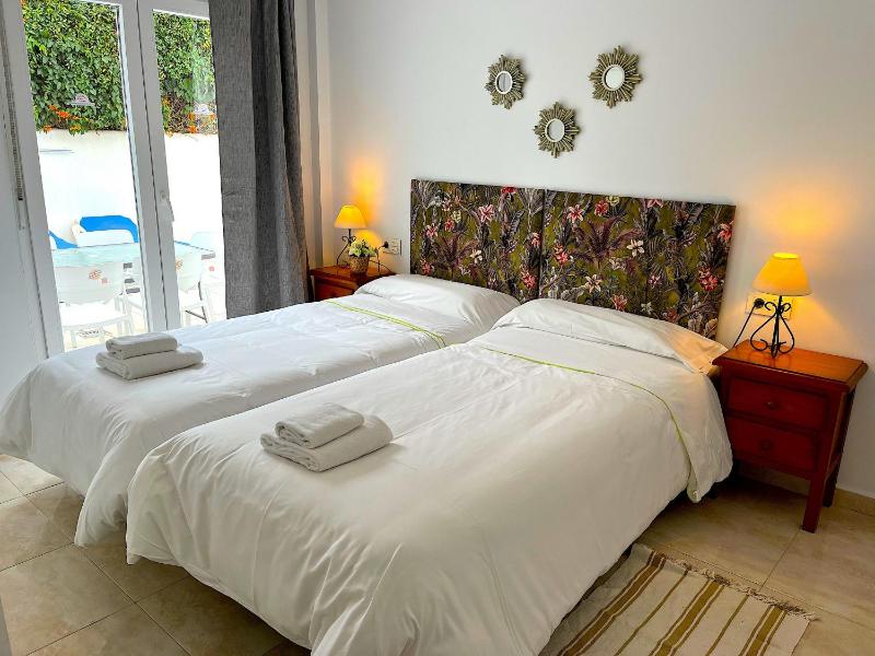 Nerja Paradise Rentals - Villa Jade - image 22