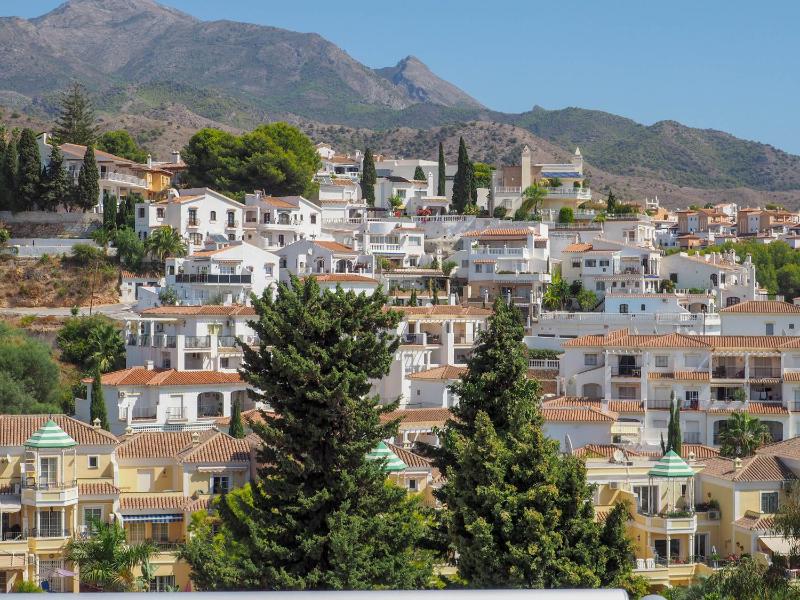 Nerja Paradise Rentals - Villa Jade - image 18