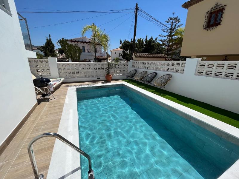 Nerja Paradise Rentals - Villa Las Palmeras - image 14