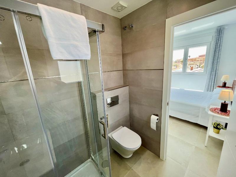 Nerja Paradise Rentals - Villa Concha Blanca - image 6