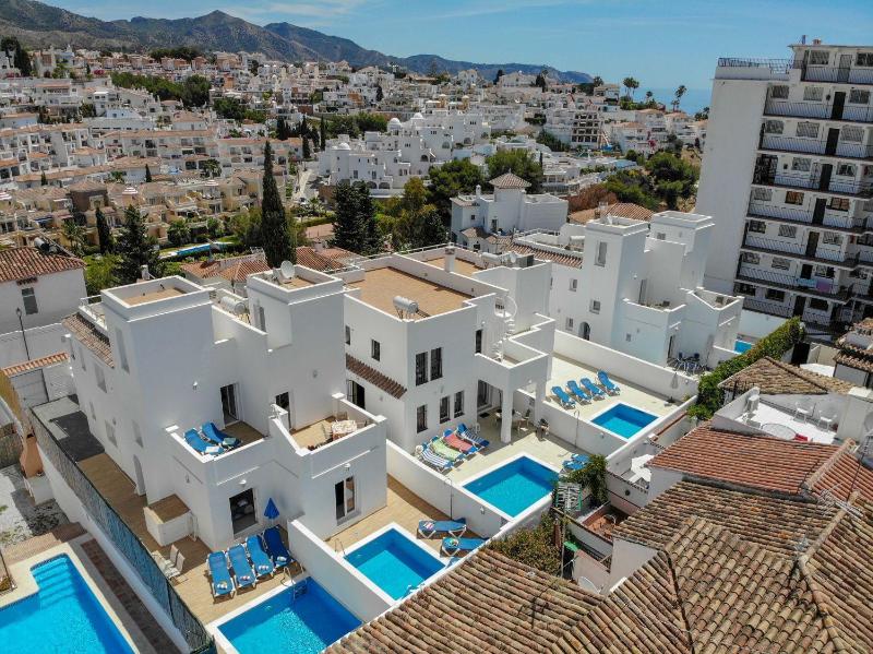 Nerja Paradise Rentals - Villa Ambar - image 34