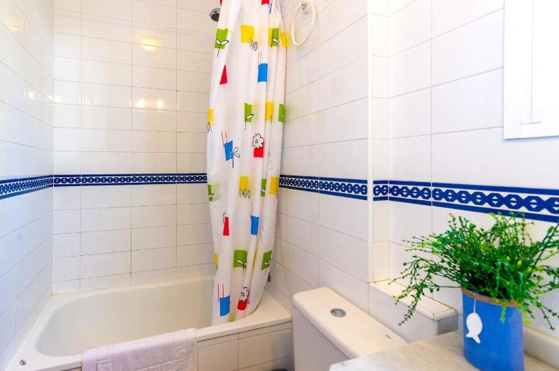 Nerja Paradise Rentals - Villa Las Palomas - image 27