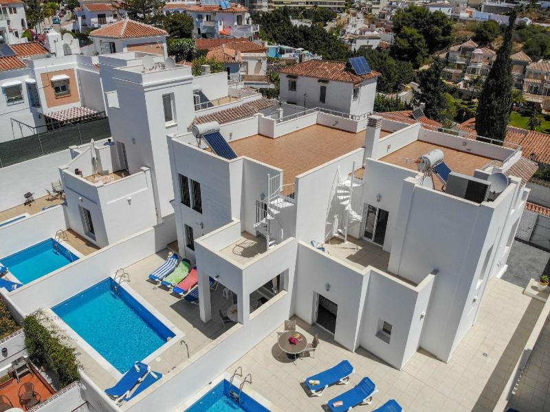 Nerja Paradise Rentals - Villa Perla - image 45