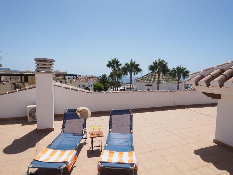 Nerja Paradise Rentals - Apt Chimenea A1E - image 33