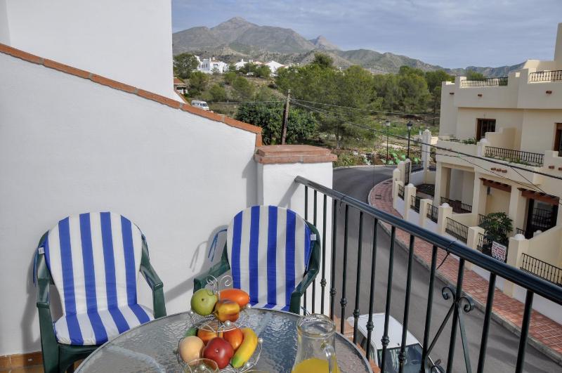 Nerja Paradise Rentals - Apt Chimenea A1E - image 11