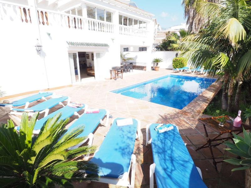 Nerja Paradise Rentals - Villa Almassora - image 12