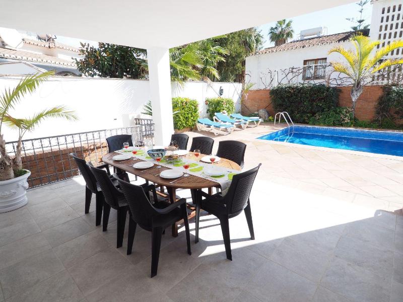 Nerja Paradise Rentals - Villa Almassora - image 8