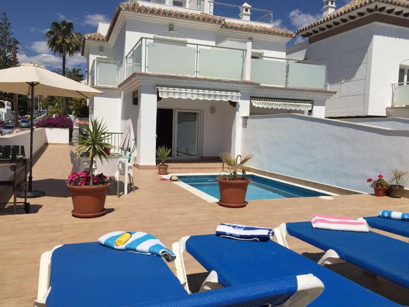 Nerja Paradise Rentals - Villa Verania - image 13
