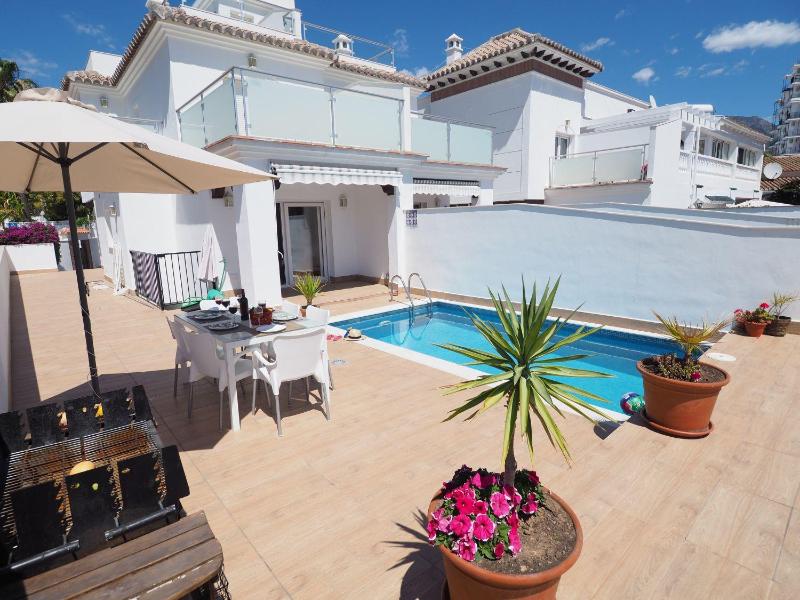 Nerja Paradise Rentals - Villa Verania - image 11