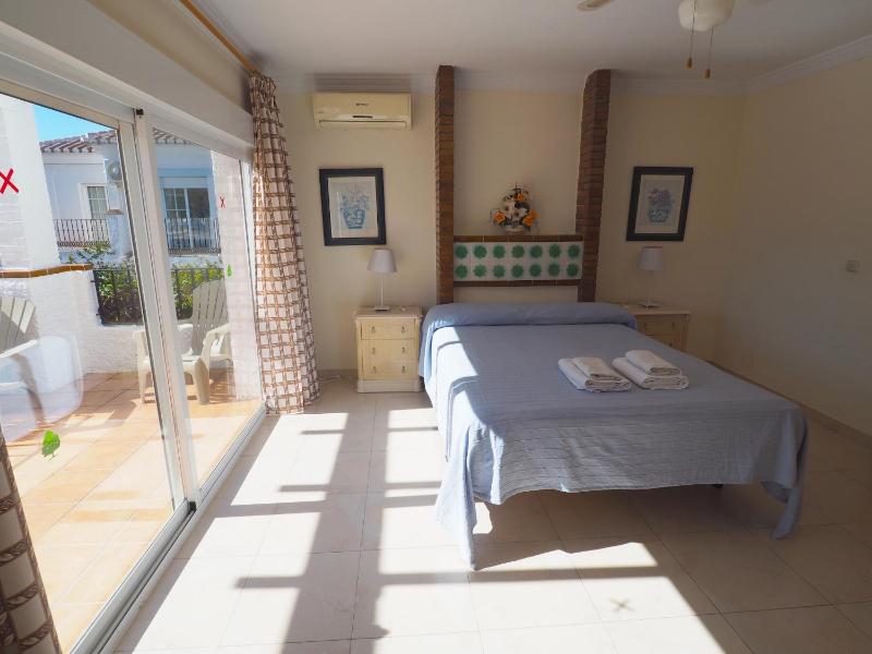 Nerja Paradise Rentals - Villa Kaisaras - image 6