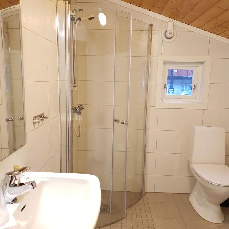 One-Bedroom Cottage image 2