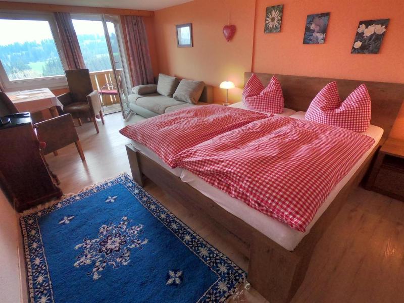 Double Room image 1