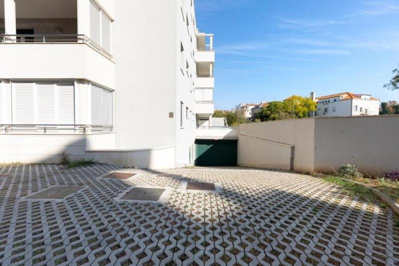Apartment in Split near Beach with balcony air conditioning WiFi 5141-1 - image 9