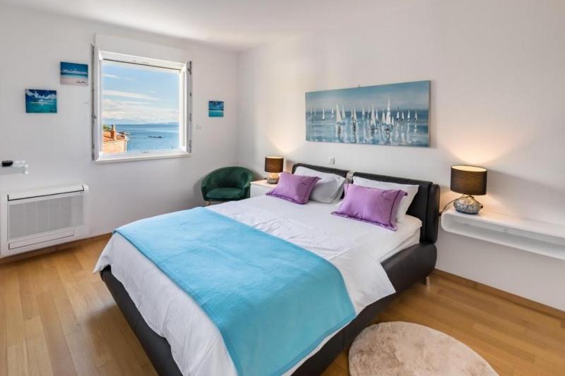Apartment in Split near Beach with balcony air conditioning WiFi 5141-1 - image 15