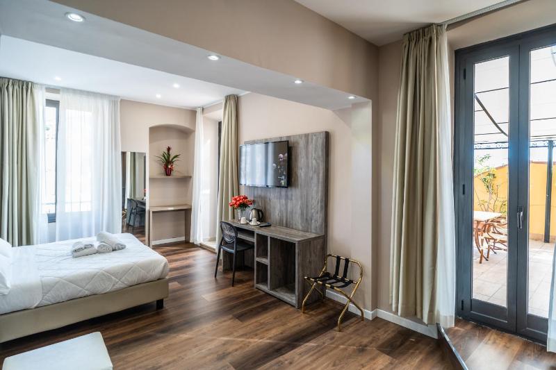Junior Suite with Private Terrace  image 1