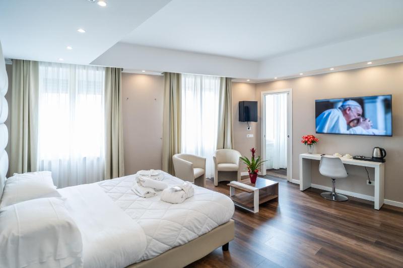 Deluxe Junior Suite image 1