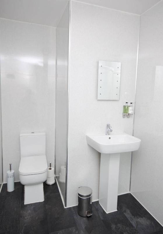 Executive One-Bedroom Apartment (2-4 Adults) Micklegate Lodge image 2