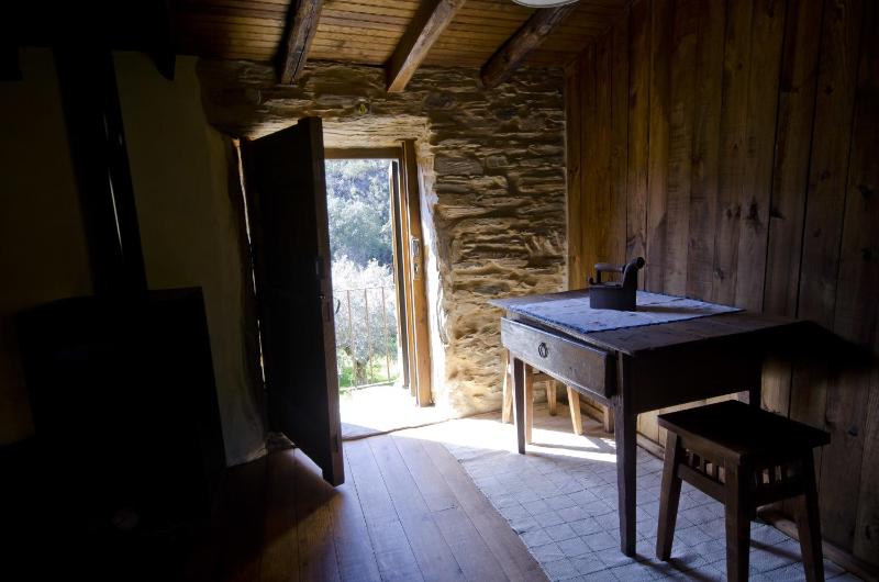 Double Room with Private Bathroom image 4