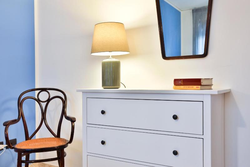 GuestHost - Casa Vita Roomy Apartment - image 10