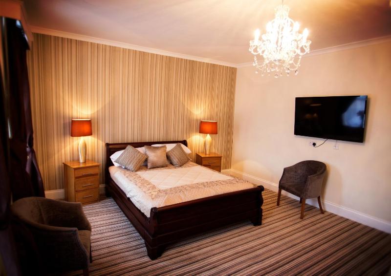 Executive Double Room image 4