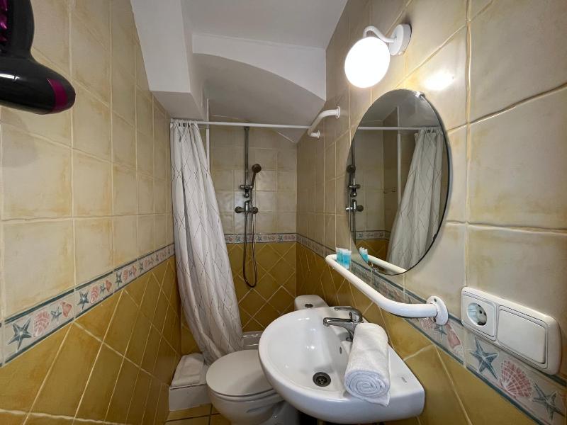 Apartamento Rovellat Casco Antiguo - image 10