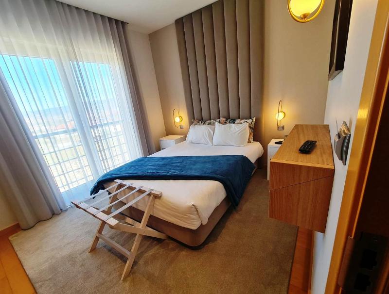 Double Room image 1