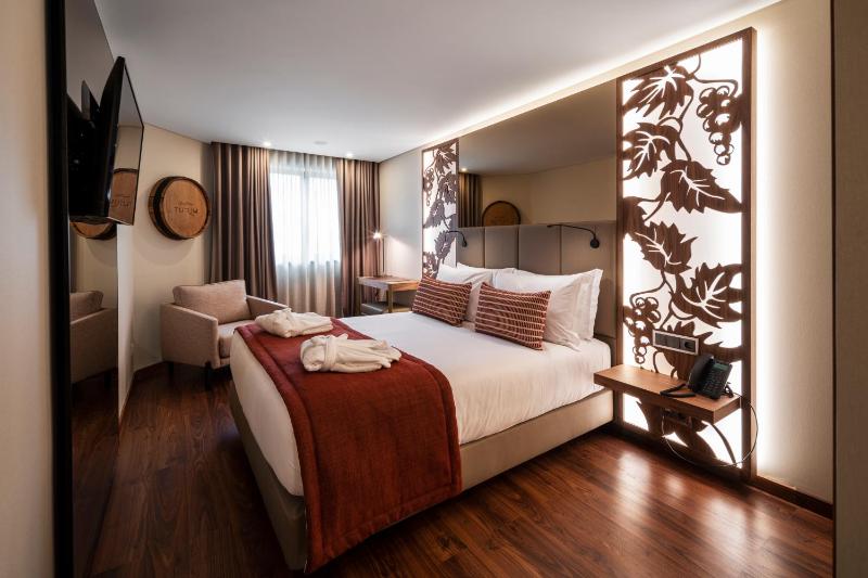 TURIM Oporto Hotel - image 40