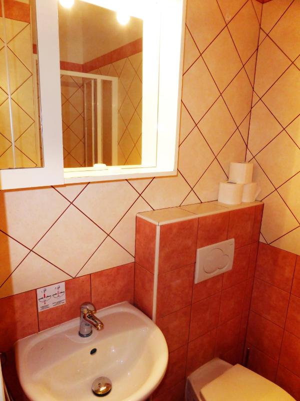 Single Room with Extra Bed image 3