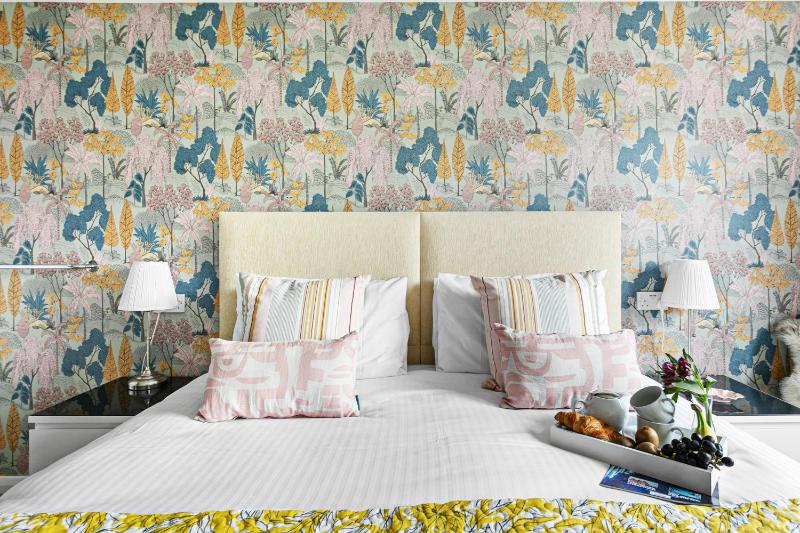 Two-Bedroom Suite image 2