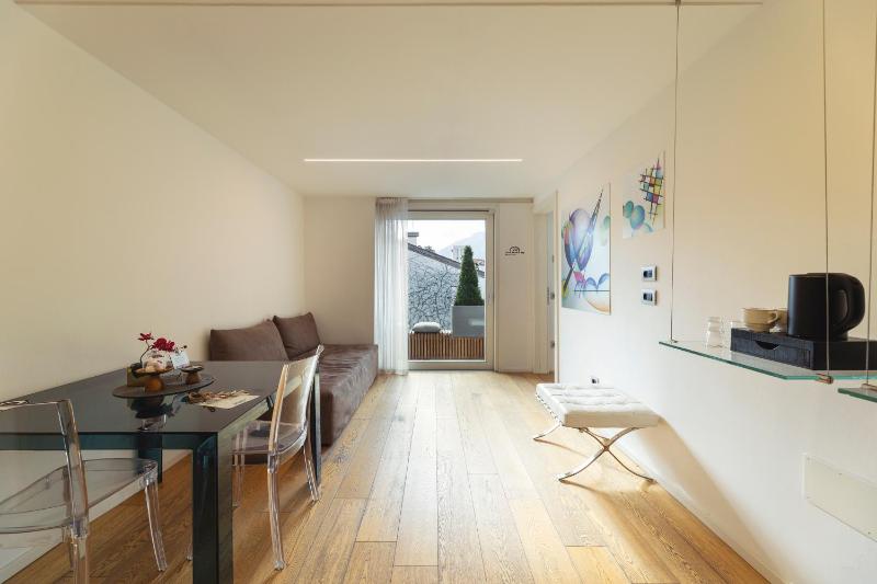 Suite with Balcony image 4