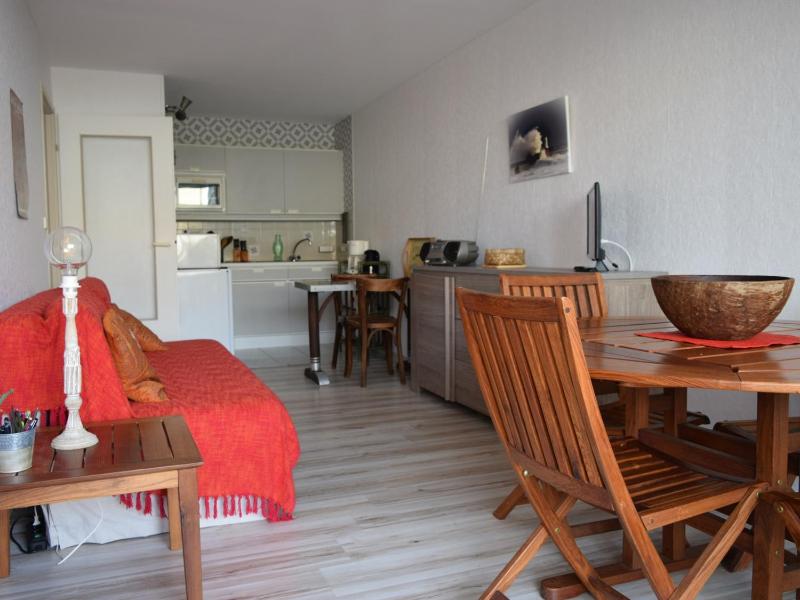 Appartement avec Terrasse à 50m de la Plage des Sables-d'Olonne - FR-1-197-429 - image 7
