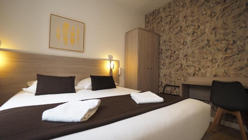 Triple Room image 1