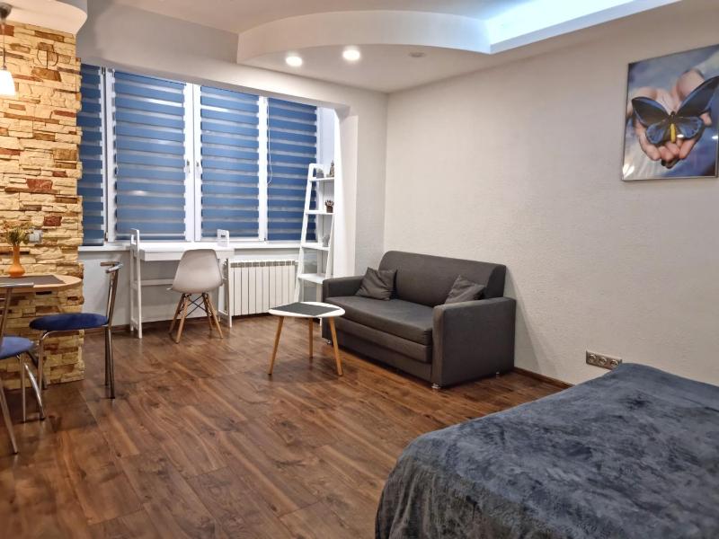 Home Hotel Apartments on Livoberezhna - image 15