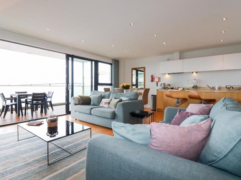 Fistral Pearl - image 26