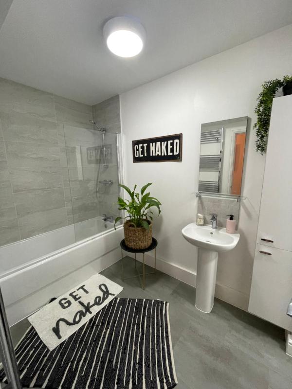 Seadream Luxury Hot Tub Holiday Home Homesweetholidayhomes - image 6