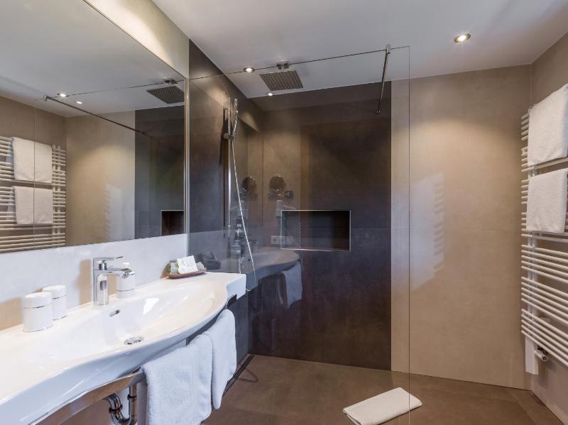 Double Room image 1