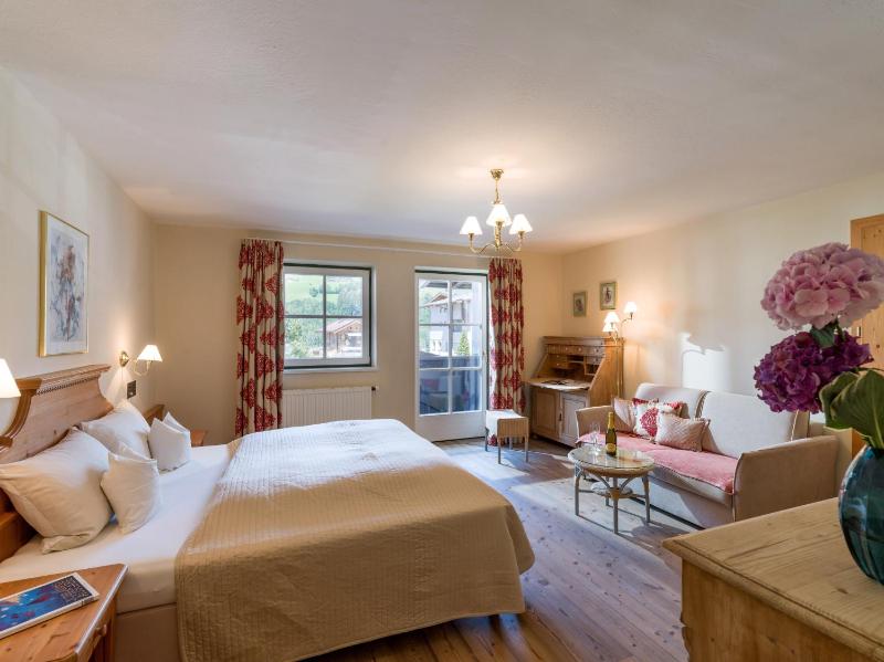 Double Room image 2