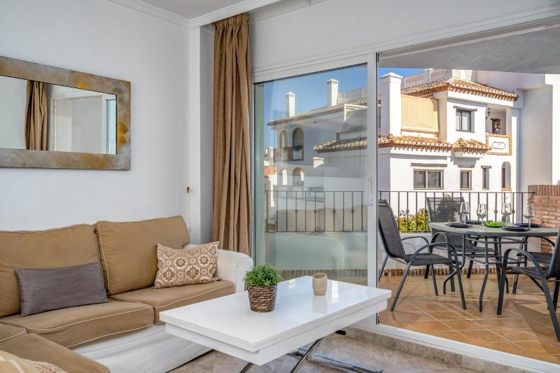 Calahonda park apartment with pool by Costarentals - Ref 91 - image 22