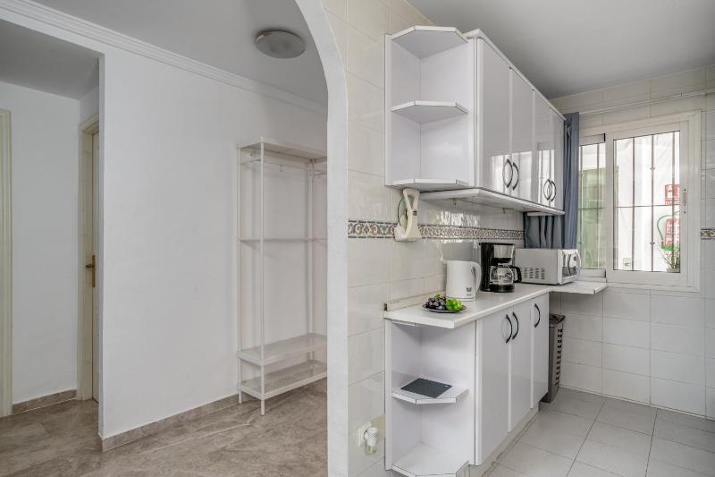 Calahonda park apartment with pool by Costarentals - Ref 91 - image 27