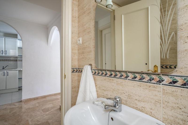 Calahonda park apartment with pool by Costarentals - Ref 91 - image 11