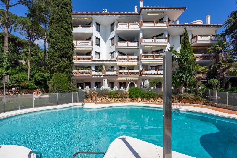 Calahonda park apartment with pool by Costarentals - Ref 91 - image 30