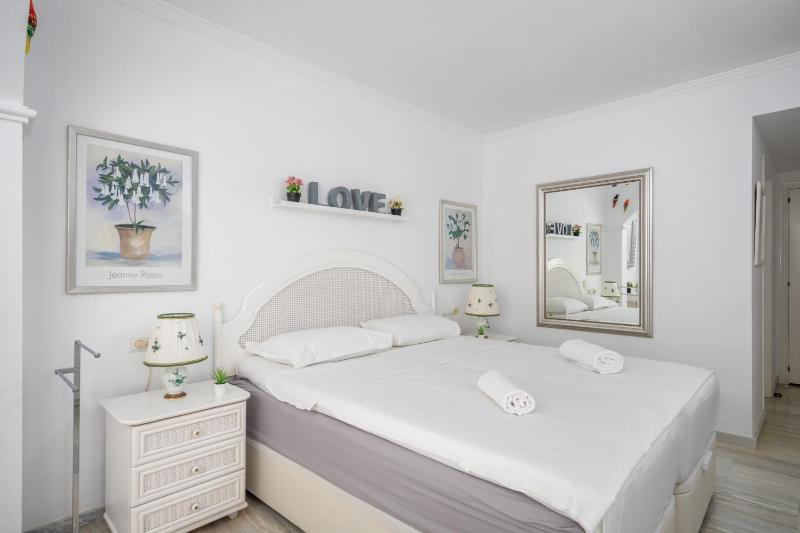 El Porton apt Calahonda by Costarentals - Ref 95 - image 9