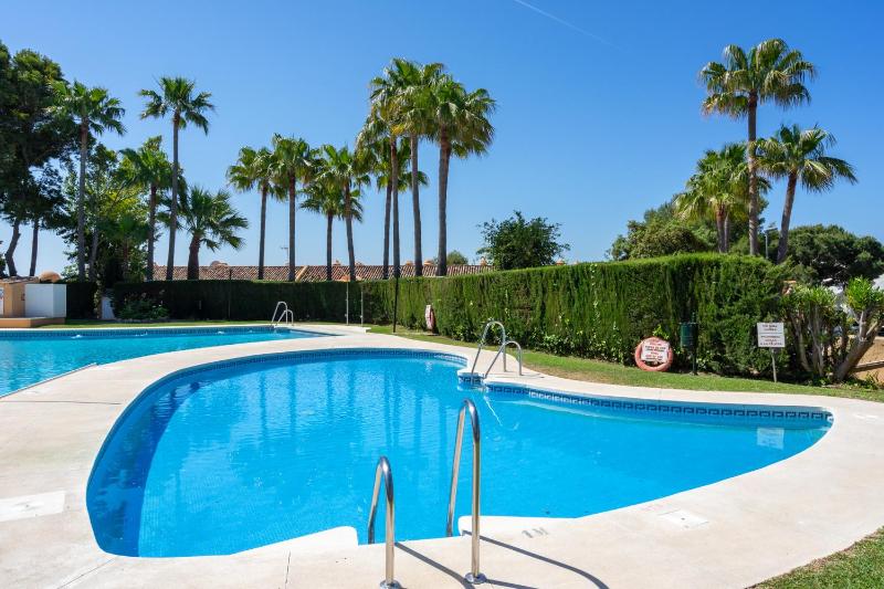 El Porton apt Calahonda by Costarentals - Ref 95 - image 3