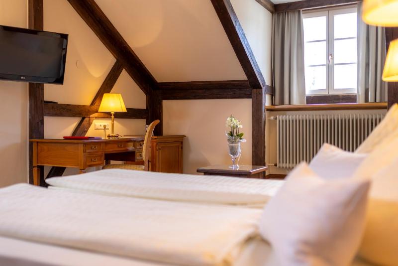 Romantic Double Room image 4