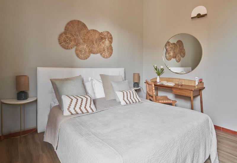 Double or Twin Room with Private Bathroom image 3