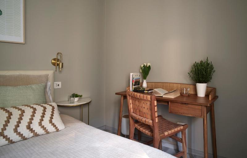 Comfort Triple Room image 3