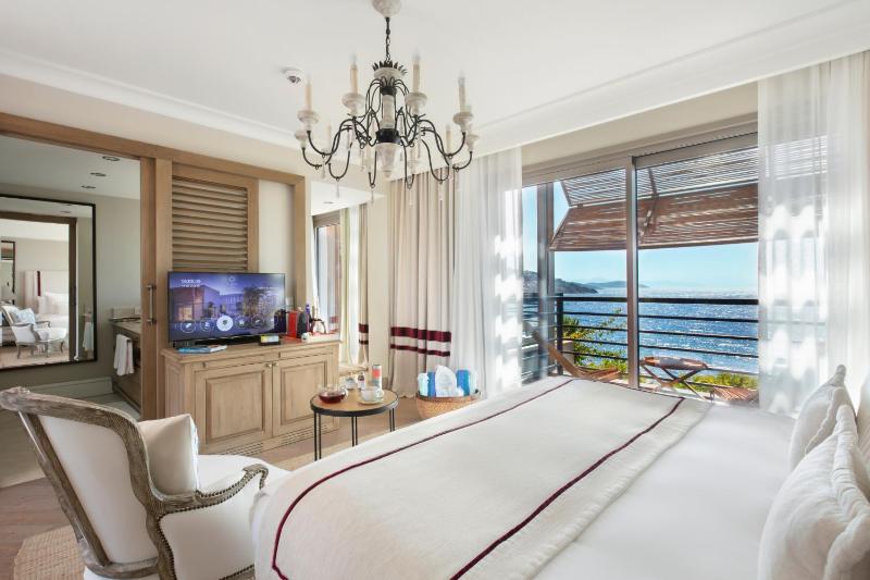 Signature Seaview Room image 1