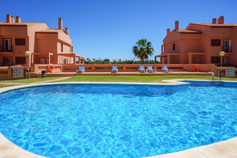 El Faro beachclose apt by Costarentals - Ref 177 - image 11