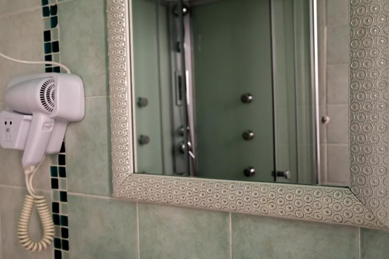 Double Room with Private External Bathroom image 3